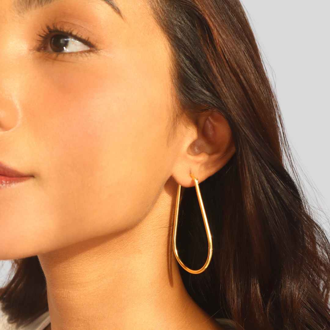Raindrop Earrings Gold | House of Pehr