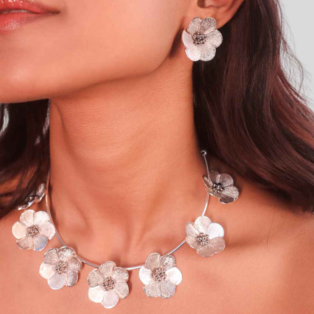 Tiara Necklace - House of Pehr