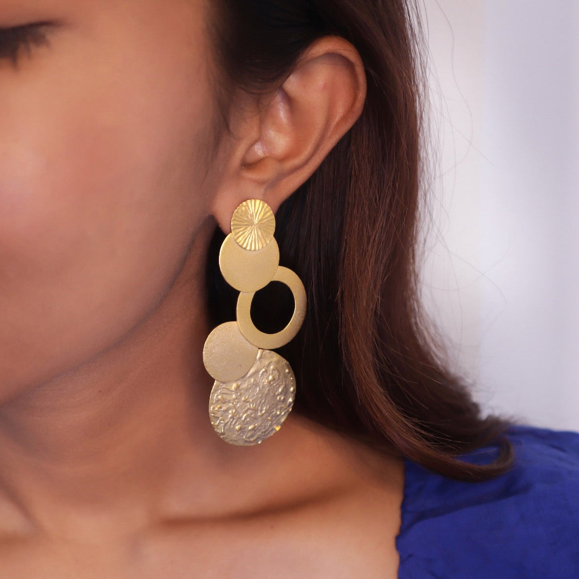 Luna Earrings Golden - House of Pehr