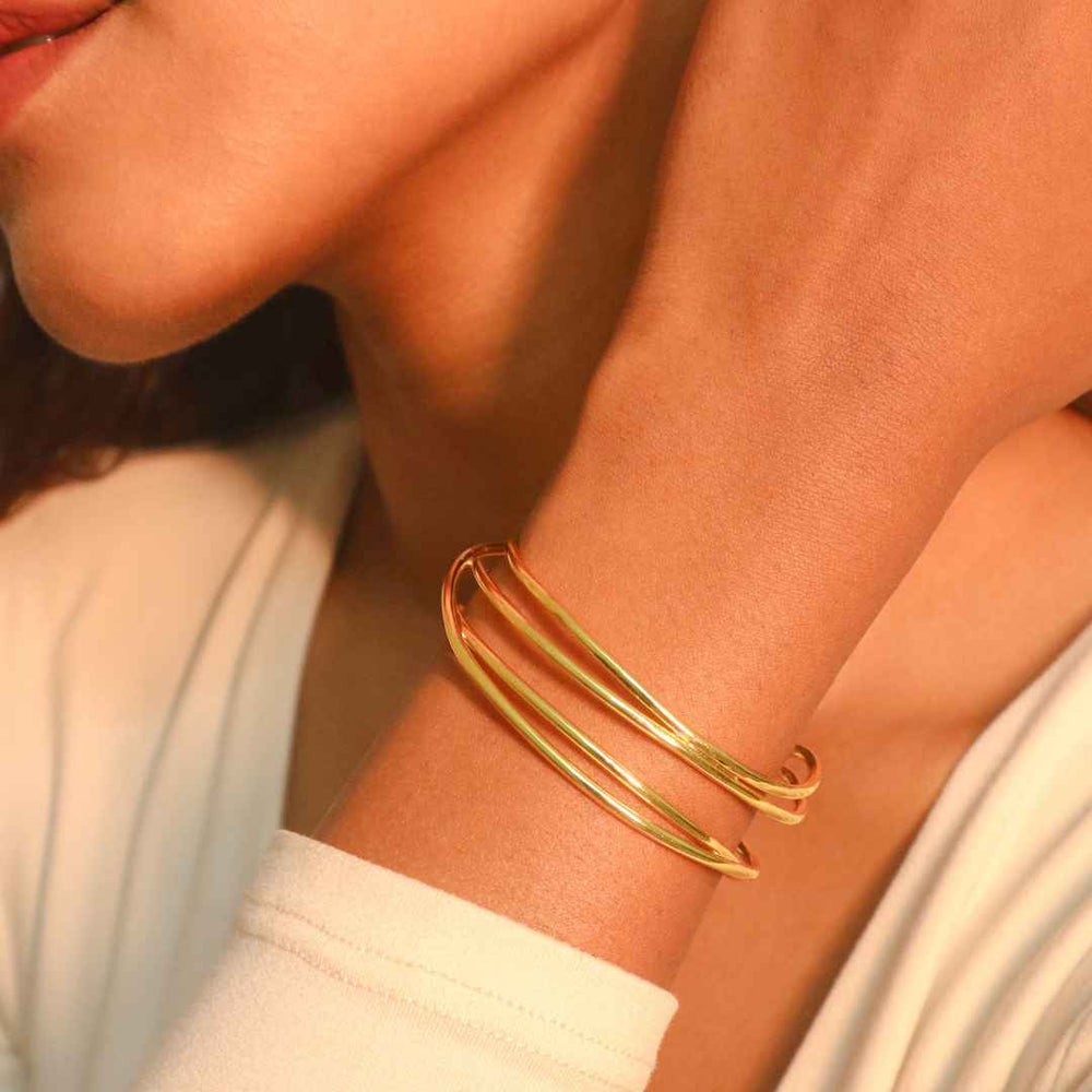 Mesh Bangle Gold - House of Pehr - Image 4