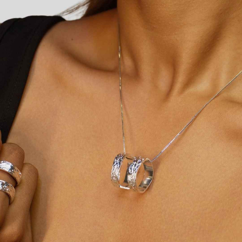 Cora Pendant Cum Ring - House of Pehr - Image 25