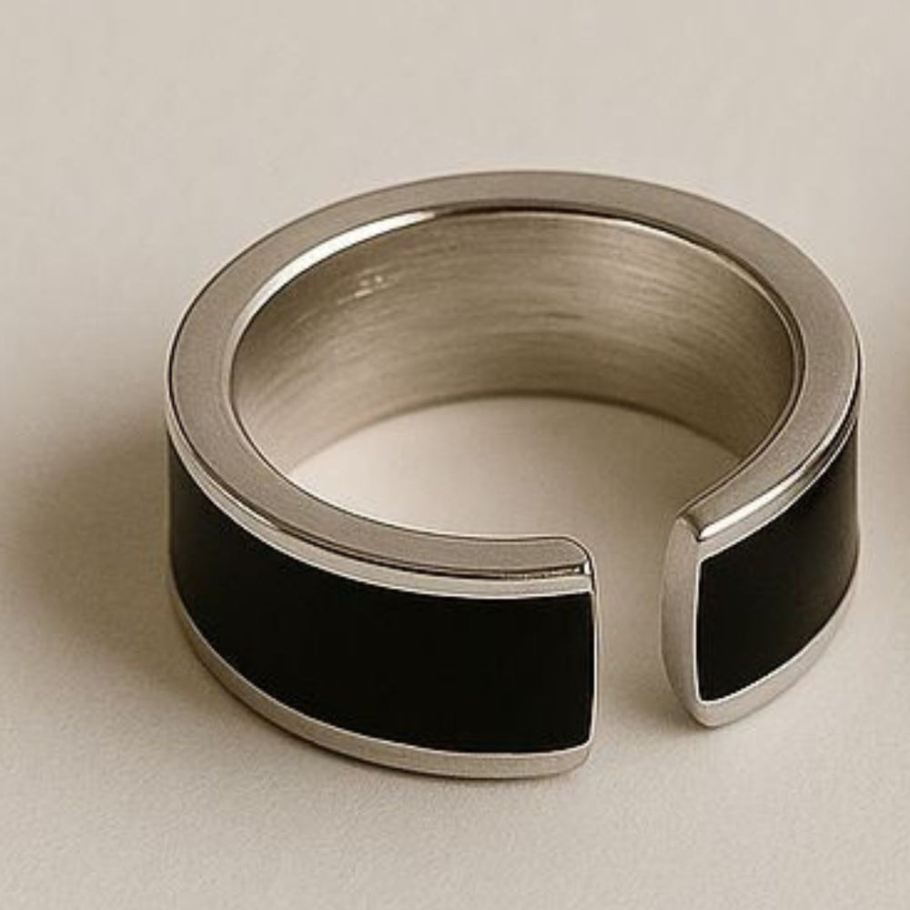 Silver Noire ring with black inlay from House of Pehr - Image 3