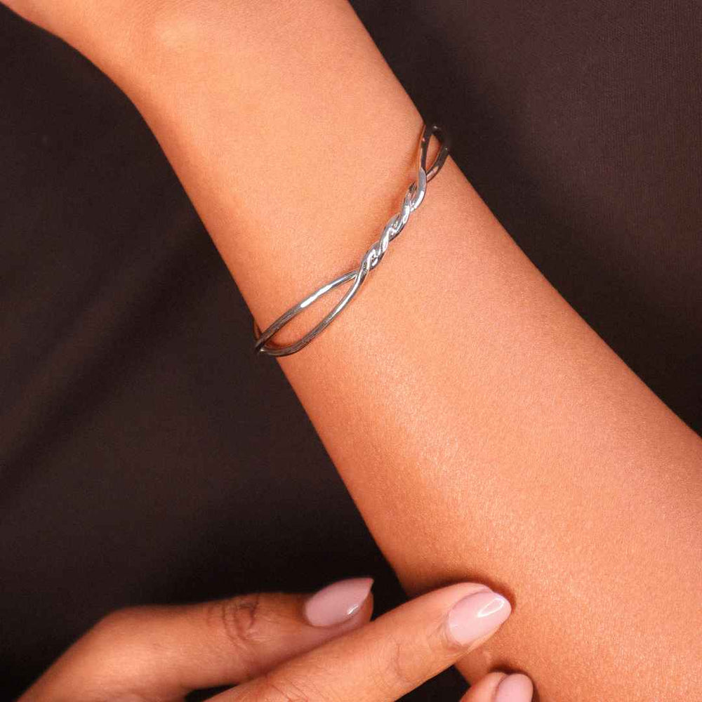 Knotted Bangle Silver - House of Pehr - Image 9