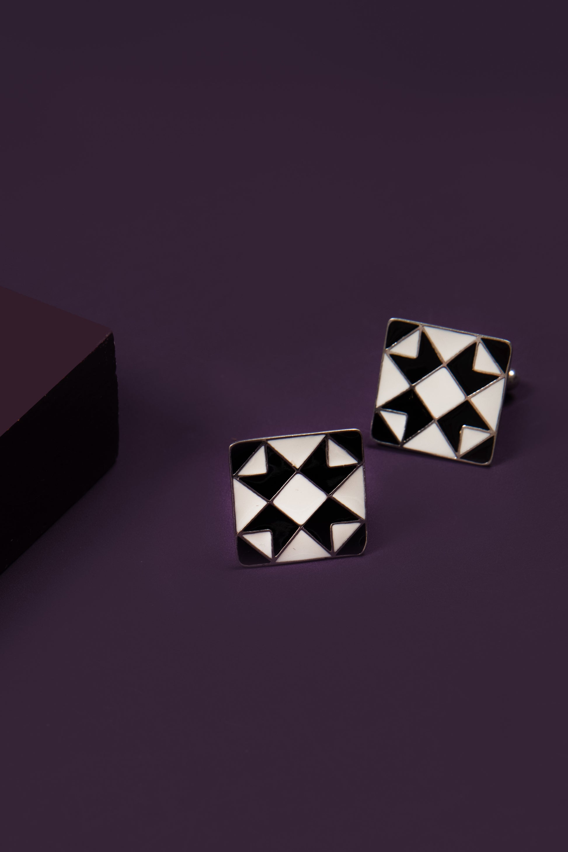 Monochrome Cufflinks - Pehr Adorning Time