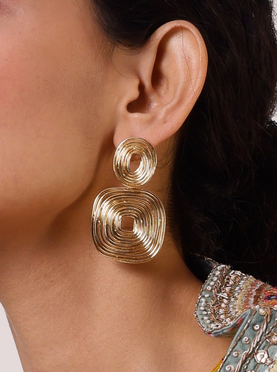 Gold Trilogy Earrings - House of Pehr