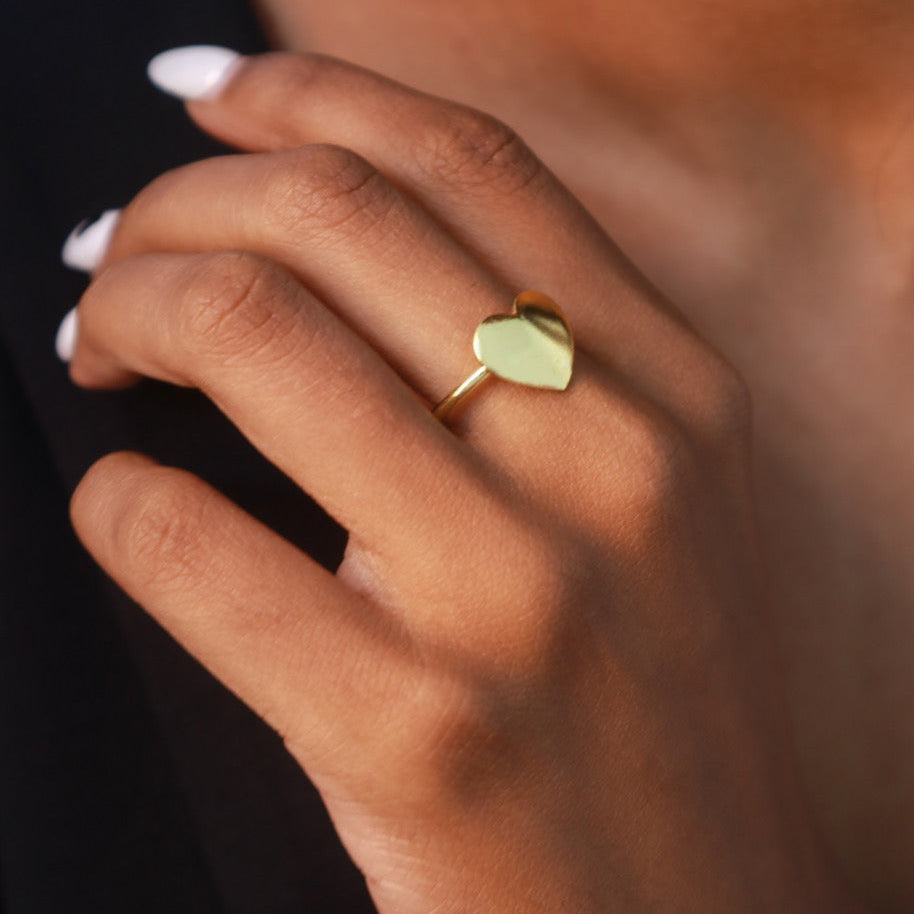 Charm Ring | Pehr Heart Ring | Gold Ring | Pehr Silver - Image 2