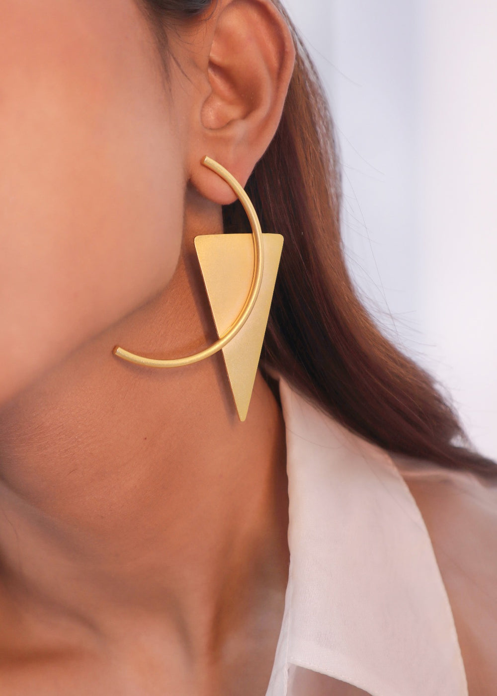 Pehr Bermuda Earrings Golden - Pehr Adorning Time  Edit alt text - Image 4